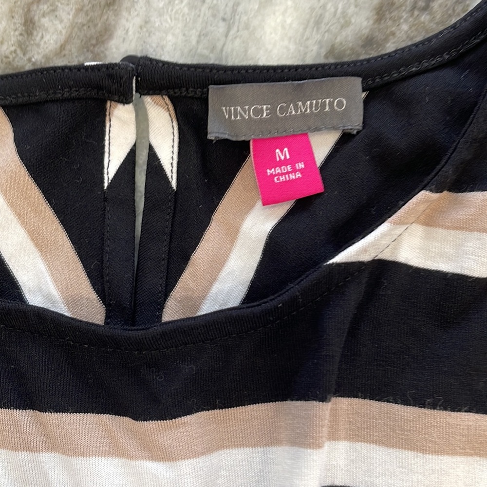 Vince Camuto Tunic - Picture 2 of 3